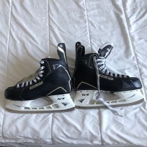 Bauer Hockey skates